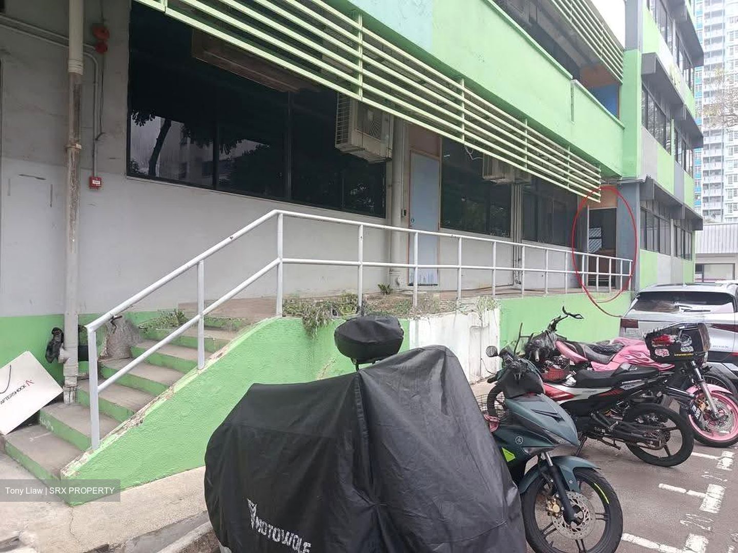 B Central (D12), Factory #625892361